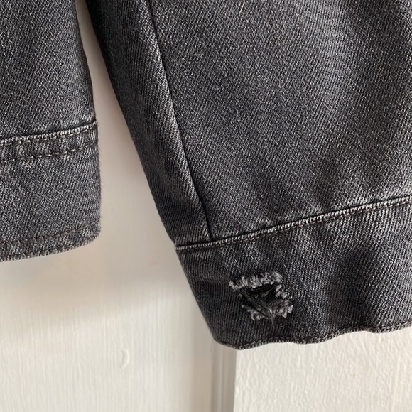 Destructed Black Old Navy Jean Jacket Large - Picture 7 of 10